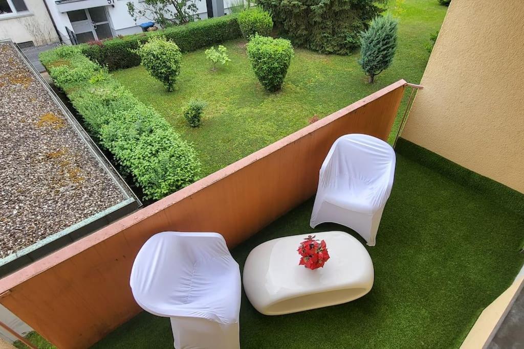 Gemuetliches Loft 150 M Von Slk Klinikum Boeckingen Apartment
